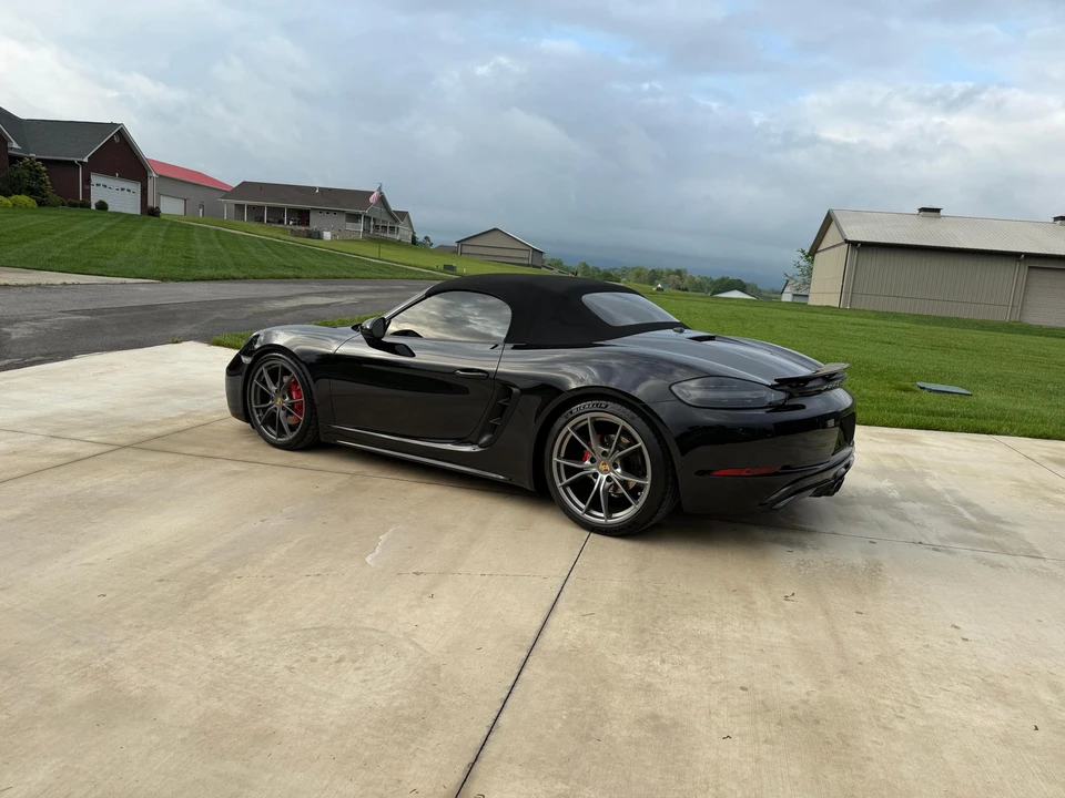 2022 Porsche 718 Boxster S - Image 29 of 31