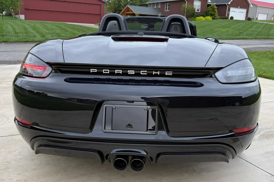2022 Porsche 718 Boxster S - Image 5 of 31