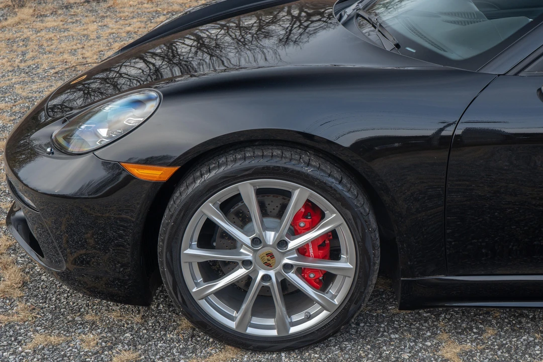 2022 Porsche 718 Boxster S - Image 26 of 31