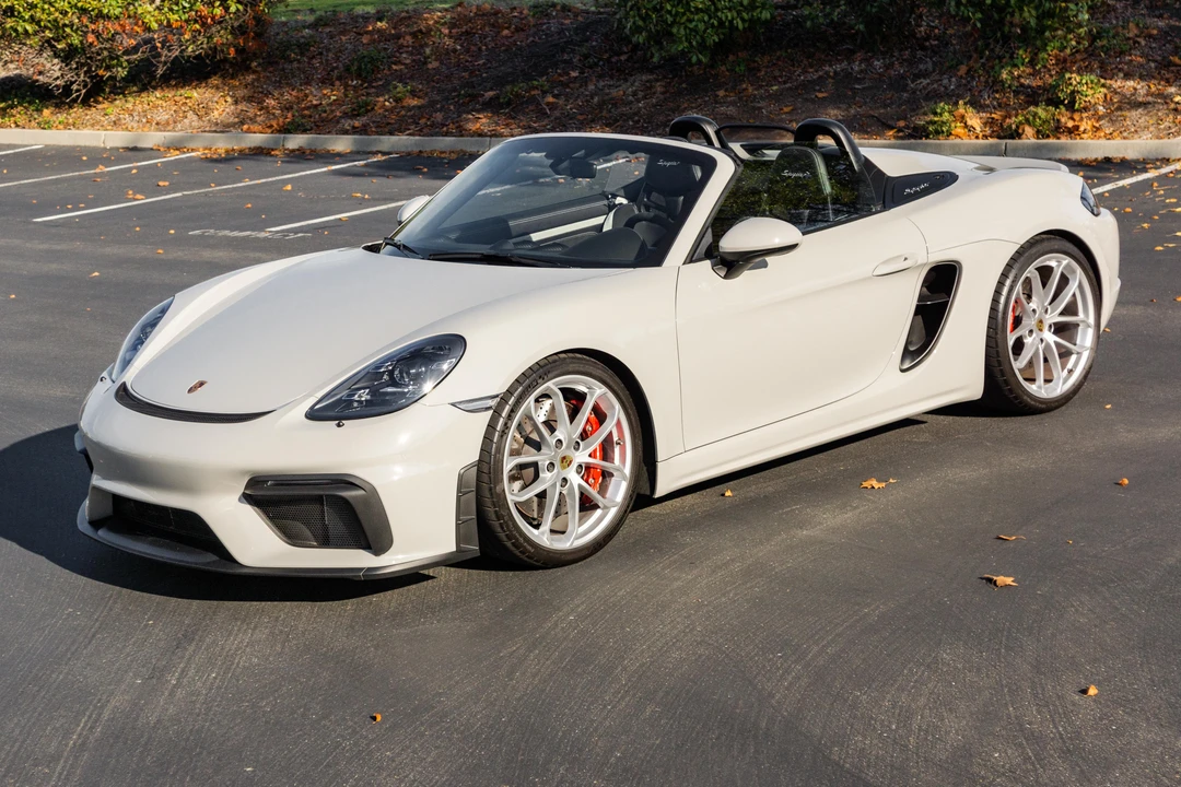 2022 Porsche 718 Boxster Spyder - Image 7 of 31