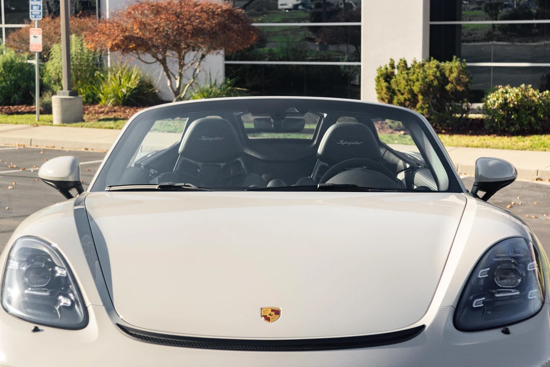 2022 Porsche 718 Boxster Spyder - Image 22 of 31