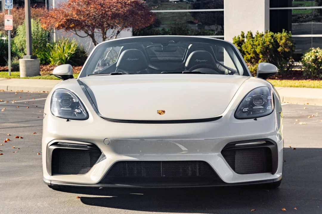2022 Porsche 718 Boxster Spyder - Image 6 of 31
