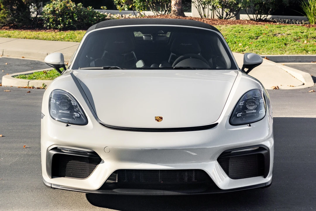 2022 Porsche 718 Boxster Spyder - Image 2 of 31