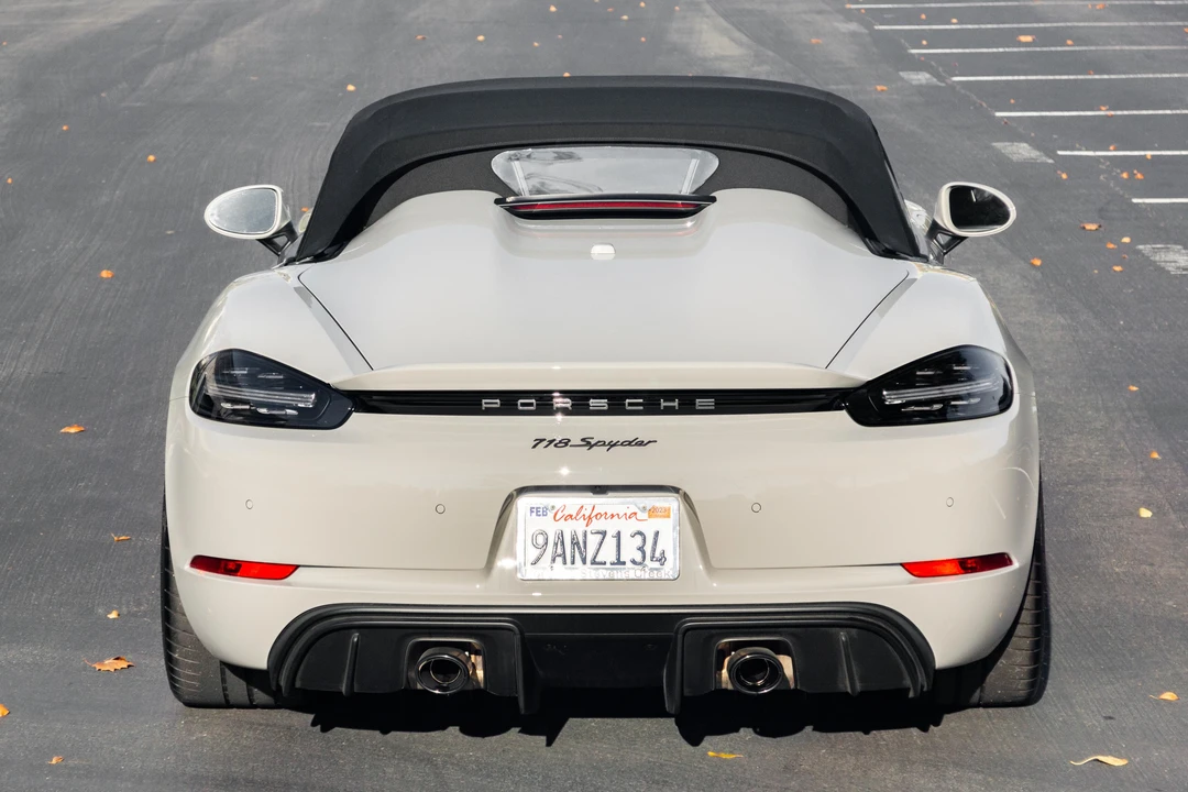 2022 Porsche 718 Boxster Spyder - Image 18 of 31