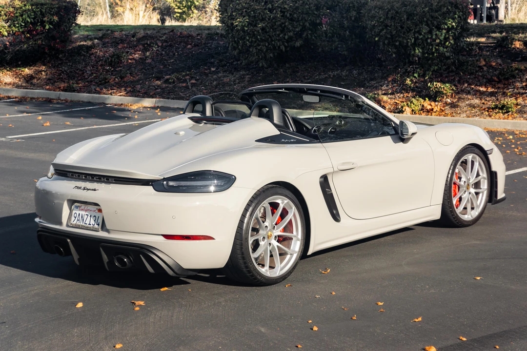 2022 Porsche 718 Boxster Spyder - Image 12 of 31