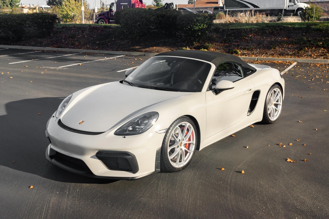 2022 Porsche 718 Boxster Spyder - Image 15 of 31