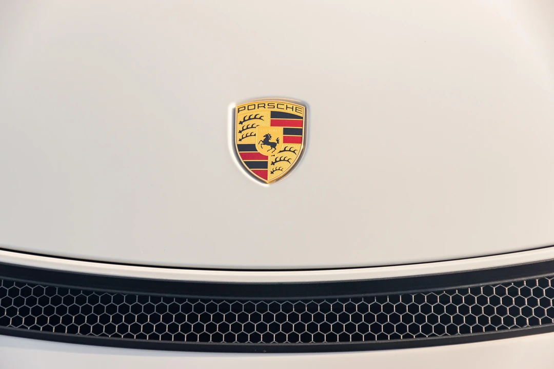 2022 Porsche 718 Boxster Spyder - Image 24 of 31