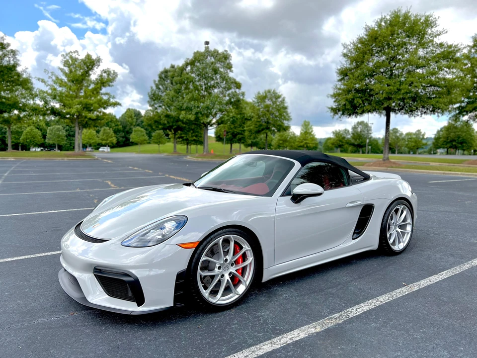 2022 Porsche 718 Boxster Spyder - Image 11 of 31