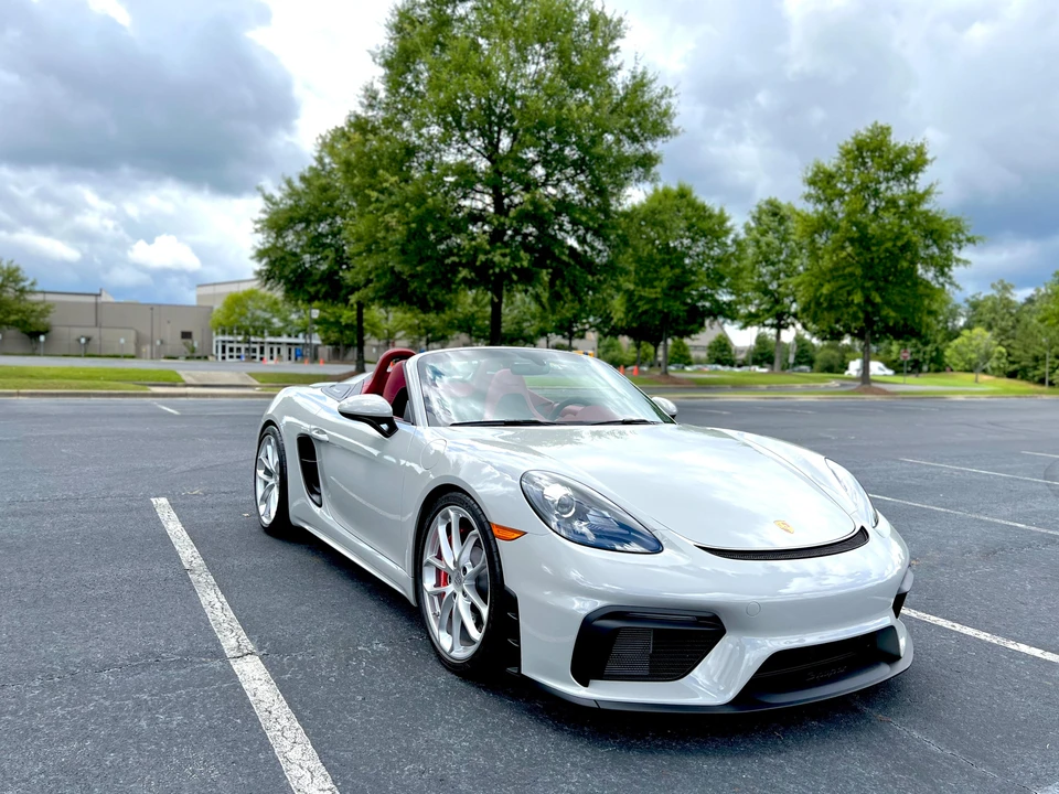 2022 Porsche 718 Boxster Spyder - Image 9 of 31