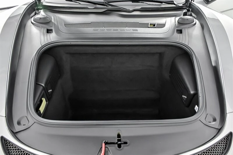 2022 Porsche 718 Boxster Spyder - Image 14 of 31
