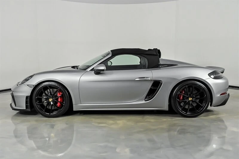 2022 Porsche 718 Boxster Spyder - Image 13 of 31