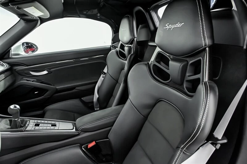 2022 Porsche 718 Boxster Spyder - Image 18 of 31