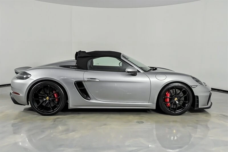 2022 Porsche 718 Boxster Spyder - Image 12 of 31