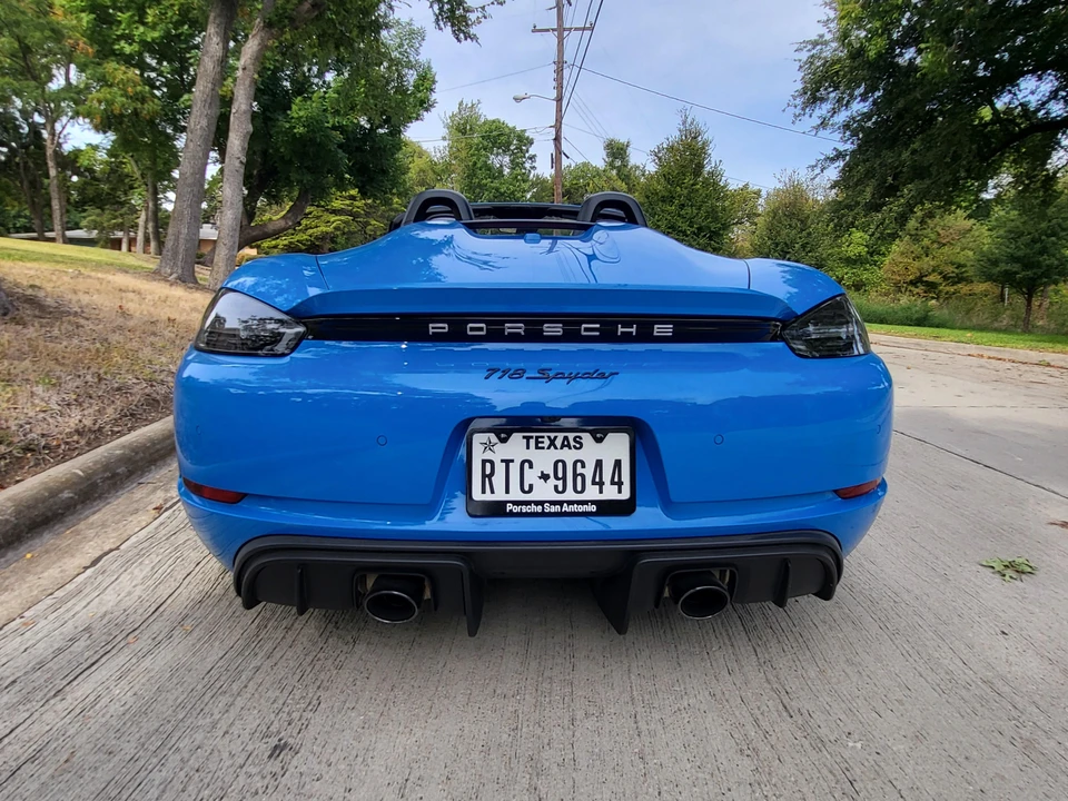 2022 Porsche 718 Boxster Spyder - Image 19 of 31