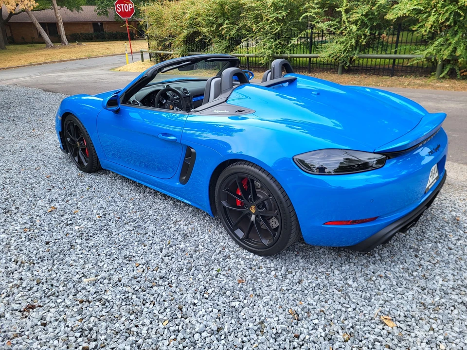 2022 Porsche 718 Boxster Spyder - Image 14 of 31