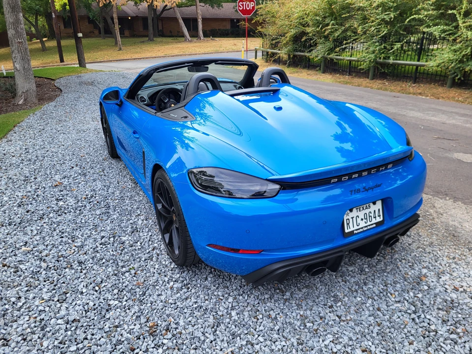 2022 Porsche 718 Boxster Spyder - Image 16 of 31