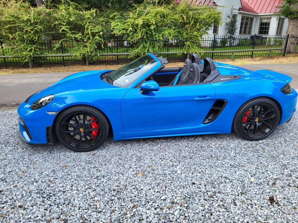 2022 Porsche 718 Boxster Spyder - Image 11 of 31