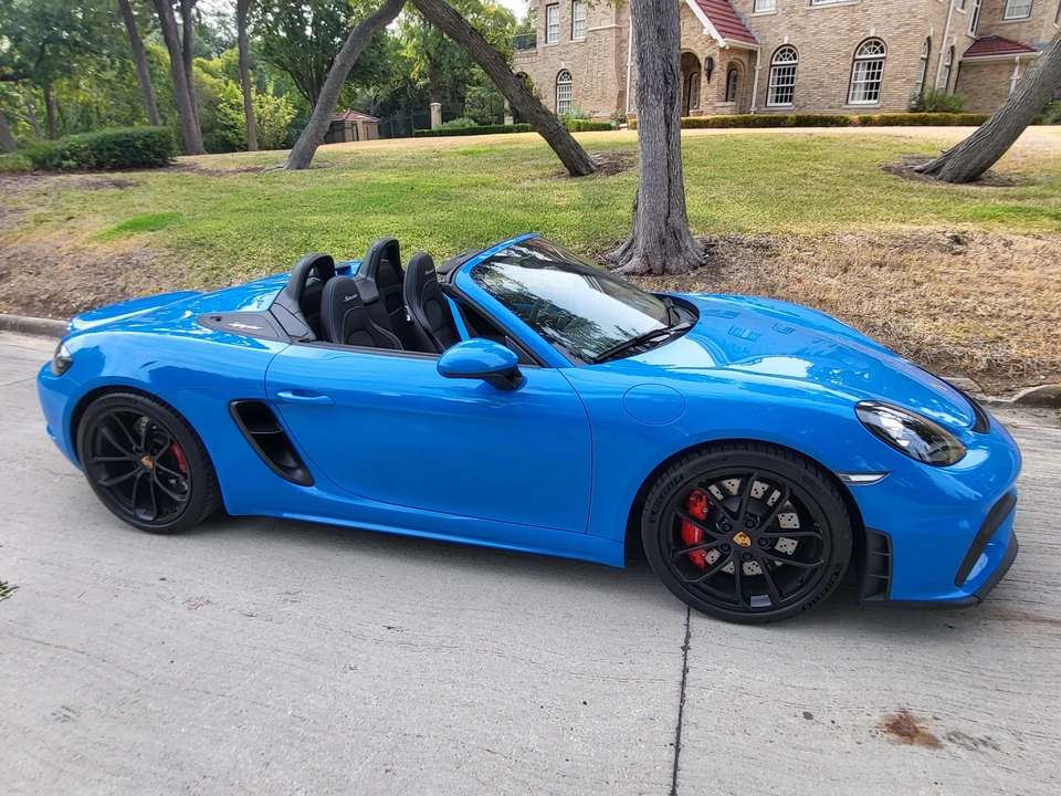 2022 Porsche 718 Boxster Spyder - Image 28 of 31