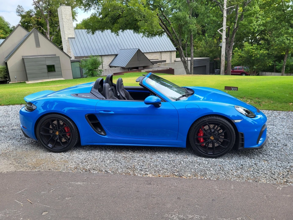 2022 Porsche 718 Boxster Spyder - Image 26 of 31