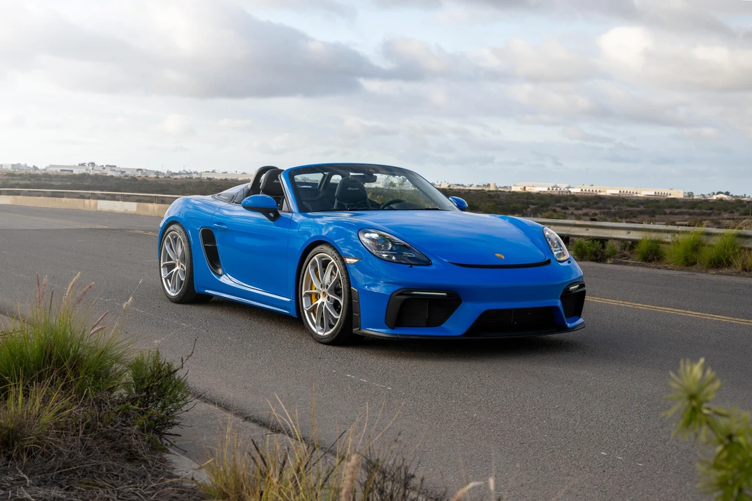 2022 Porsche 718 Boxster Spyder - Image 24 of 31