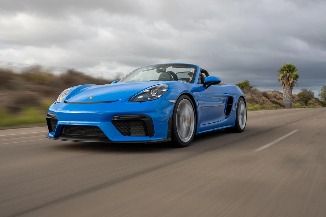 2022 Porsche 718 Boxster Spyder - Image 11 of 31