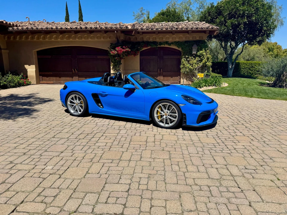 2022 Porsche 718 Boxster Spyder - Image 30 of 31