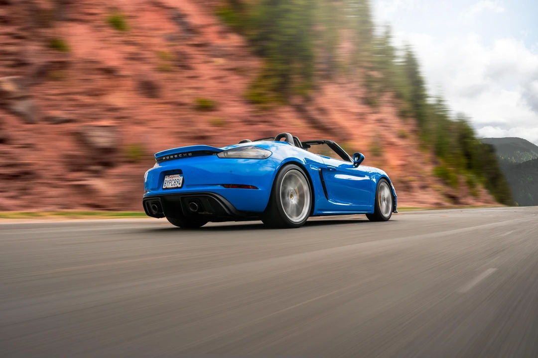 2022 Porsche 718 Boxster Spyder - Image 13 of 31