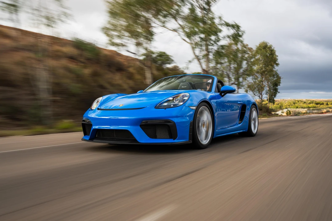 2022 Porsche 718 Boxster Spyder - Image 7 of 31
