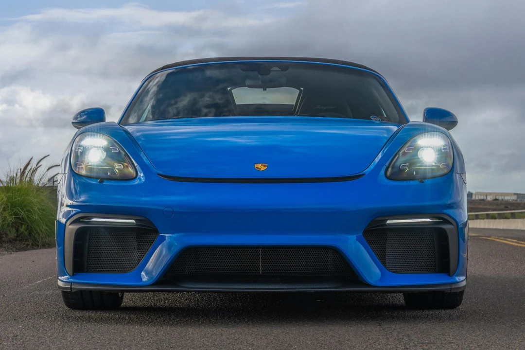 2022 Porsche 718 Boxster Spyder - Image 2 of 31