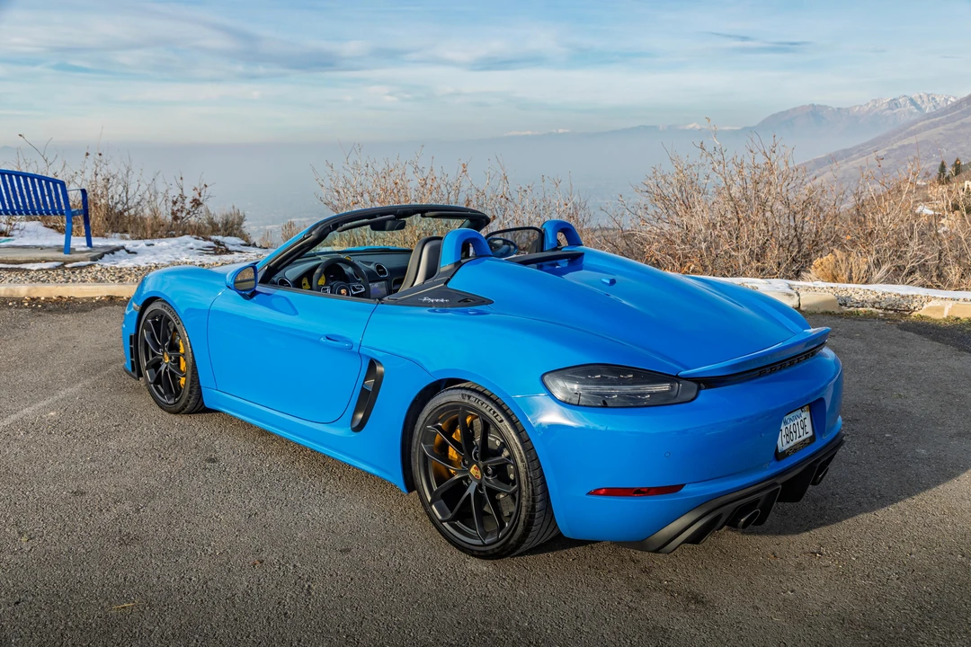 2022 Porsche 718 Boxster Spyder - Image 11 of 31
