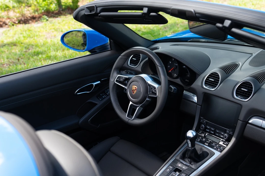 2022 Porsche 718 Boxster - Image 5 of 21