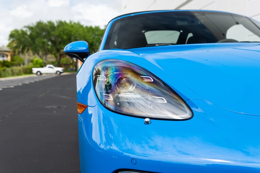 2022 Porsche 718 Boxster - Image 12 of 21