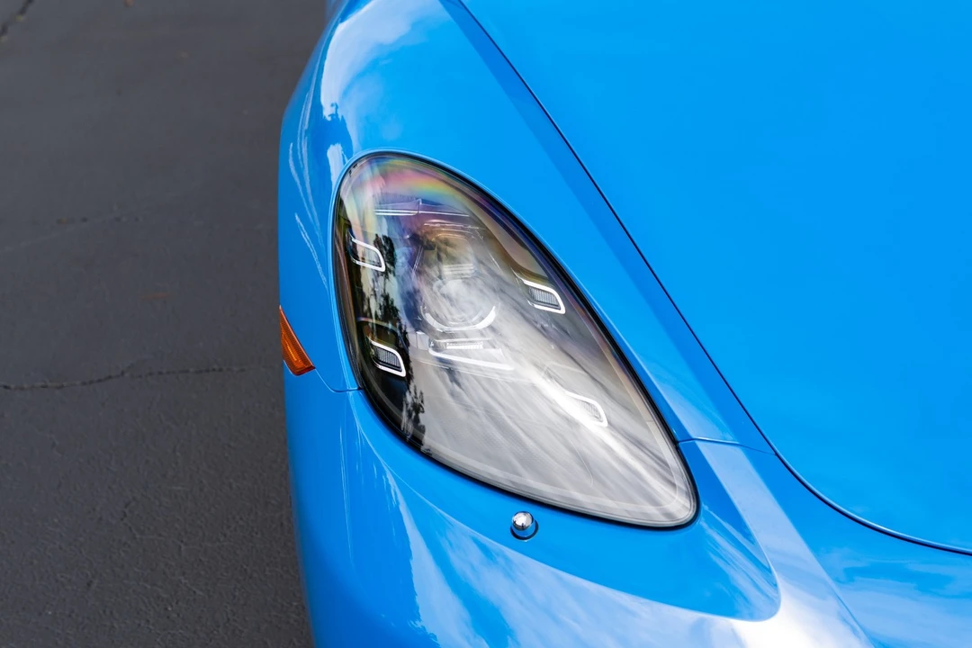 2022 Porsche 718 Boxster - Image 11 of 21