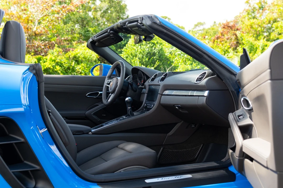 2022 Porsche 718 Boxster - Image 7 of 21