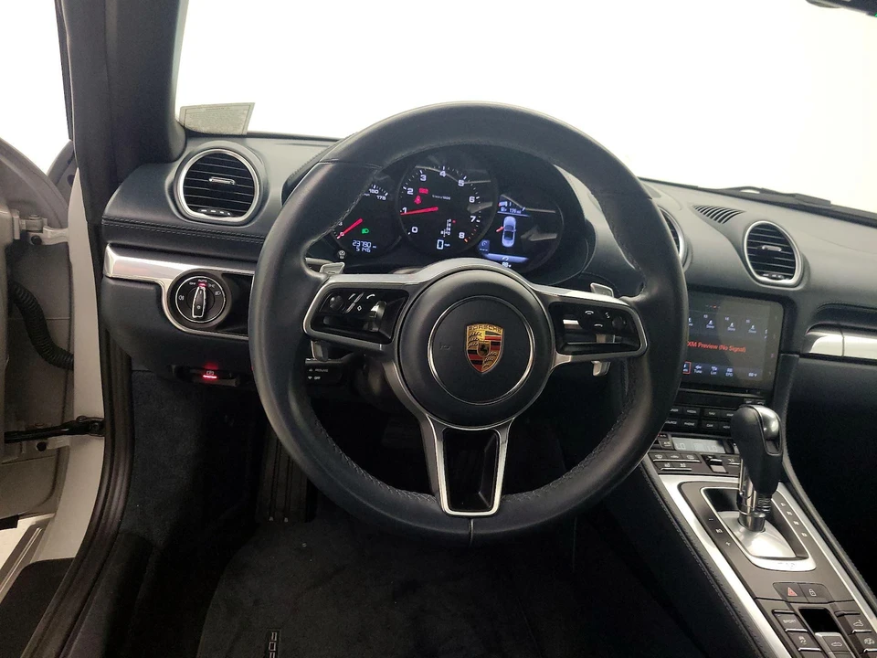 2022 Porsche 718 Boxster - Image 11 of 24