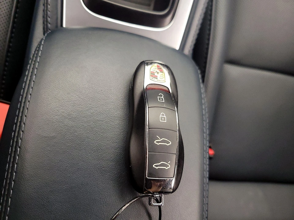 2022 Porsche 718 Boxster - Image 22 of 24