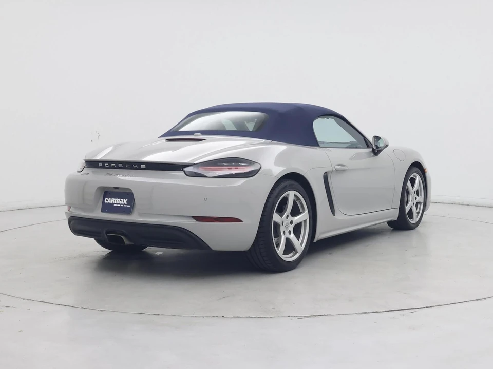 2022 Porsche 718 Boxster - Image 9 of 24