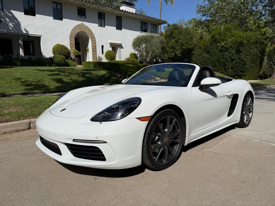 2022 Porsche 718 Boxster - Image 7 of 31