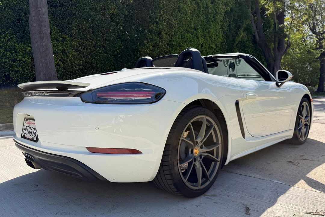 2022 Porsche 718 Boxster - Image 4 of 31
