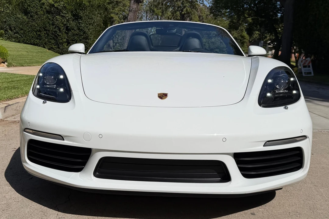2022 Porsche 718 Boxster - Image 2 of 31