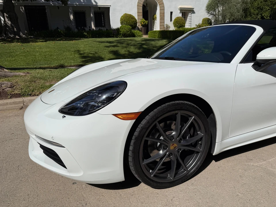 2022 Porsche 718 Boxster - Image 23 of 31
