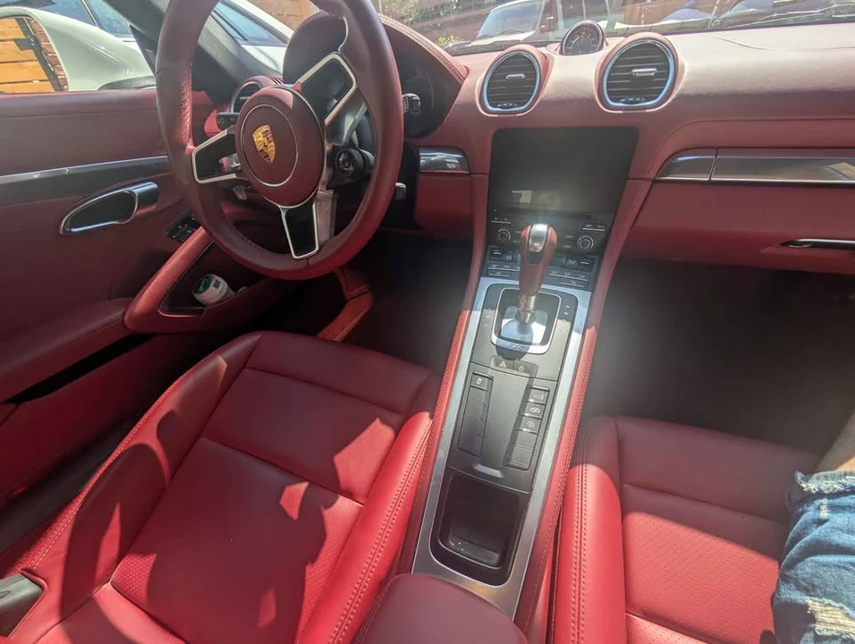 2022 Porsche 718 Cayman - Image 3 of 3