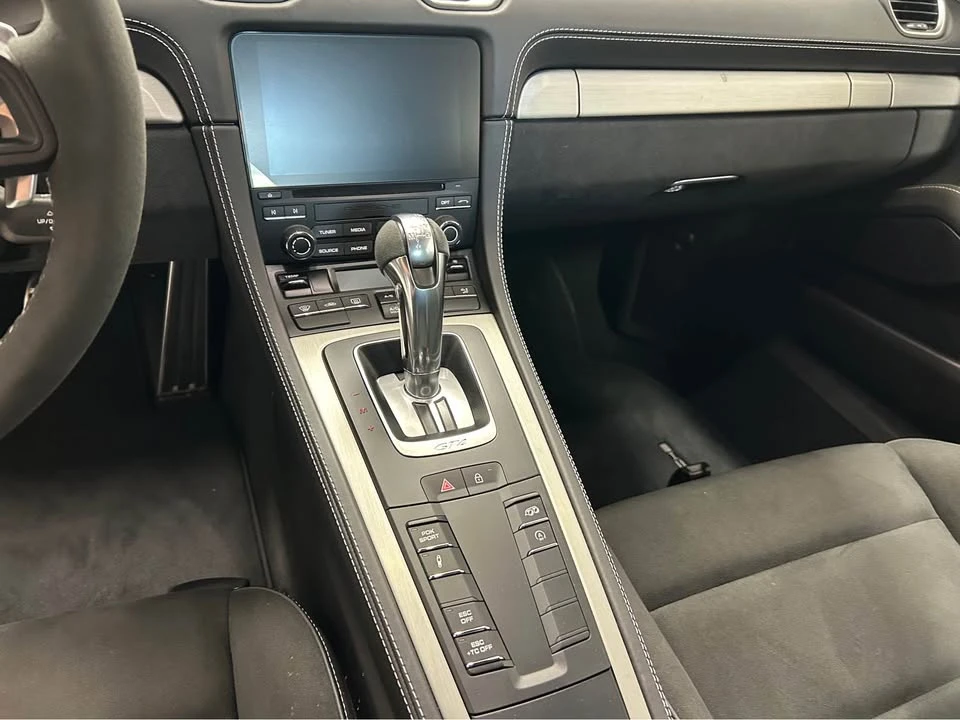 2022 Porsche 718 Cayman - Image 13 of 13