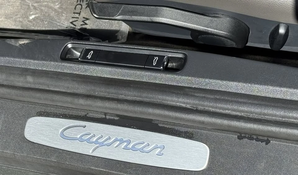 2022 Porsche 718 Cayman - Image 18 of 19