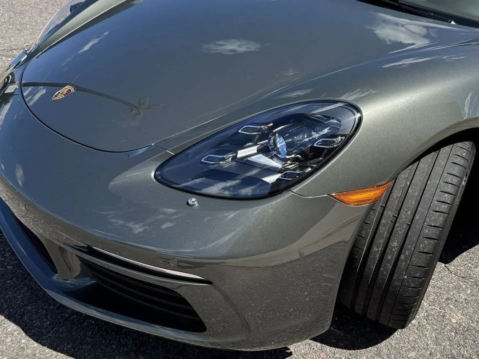 2022 Porsche 718 Cayman - Image 13 of 19