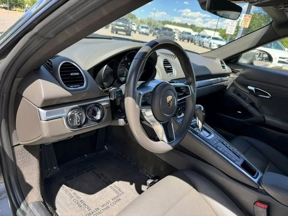 2022 Porsche 718 Cayman - Image 19 of 19