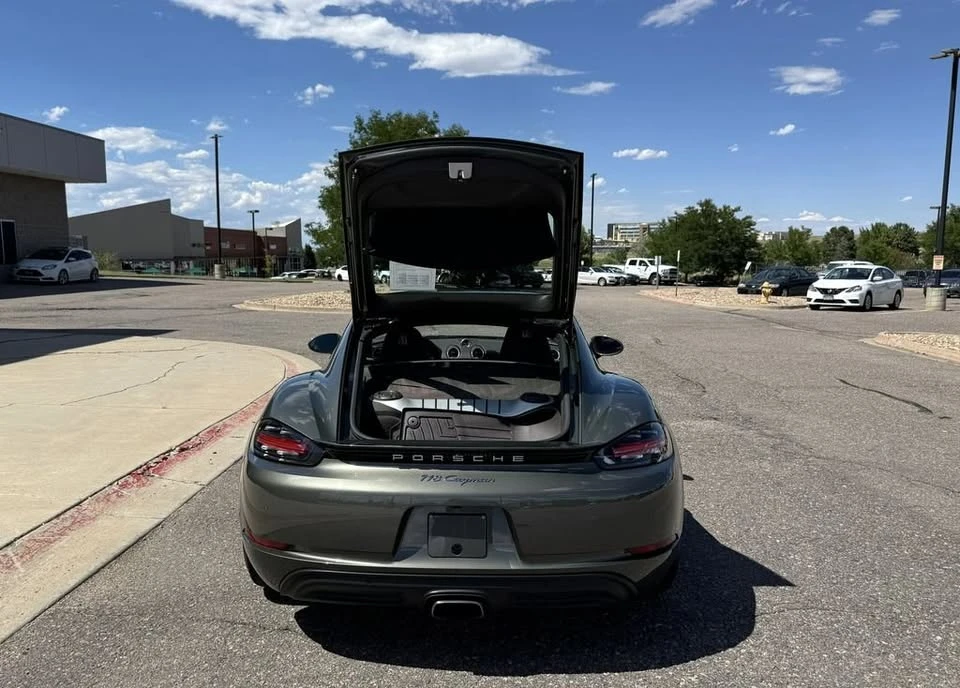 2022 Porsche 718 Cayman - Image 9 of 19