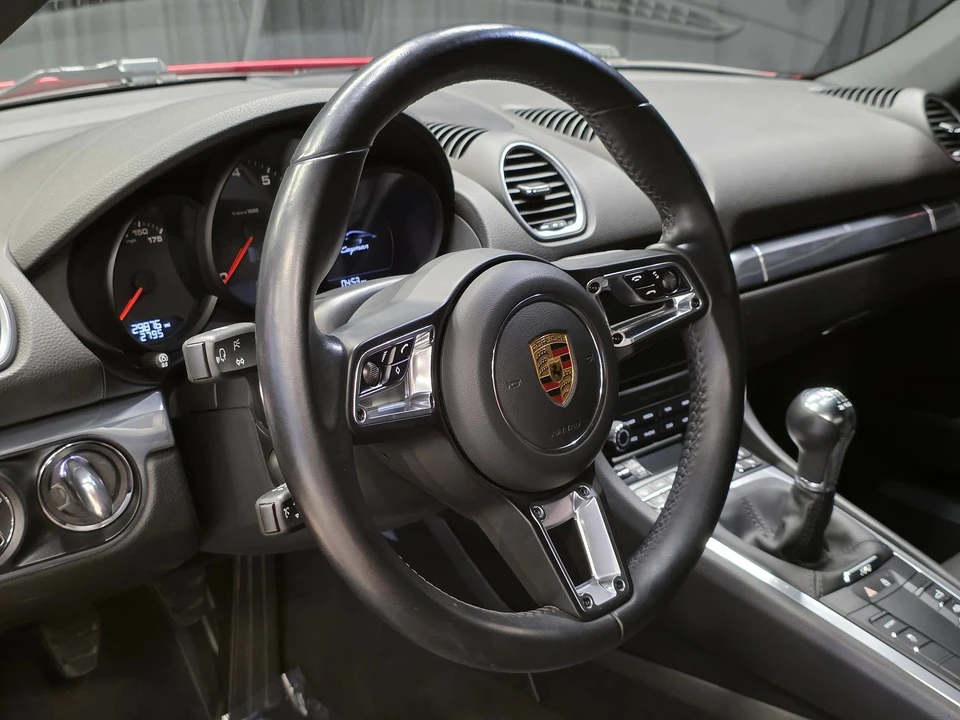 2022 Porsche 718 Cayman - Image 23 of 31
