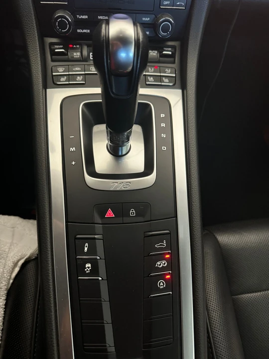 2022 Porsche 718 Cayman - Image 10 of 13