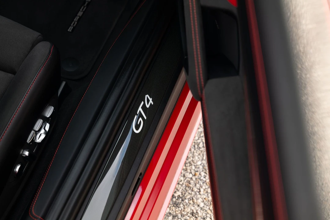 2022 Porsche 718 Cayman GT4 - Image 30 of 31